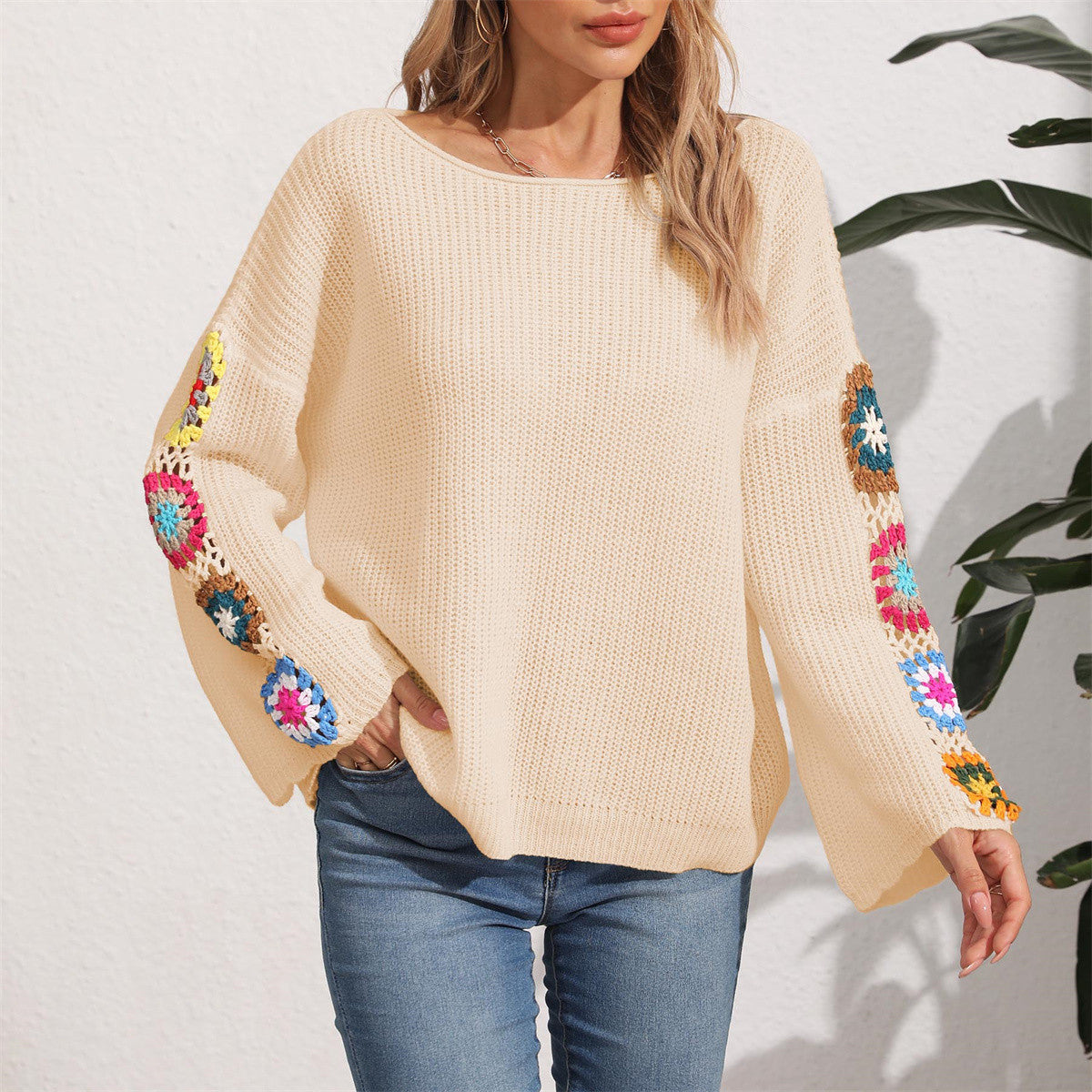 Suéter de cuello redondo con ropa de belleza