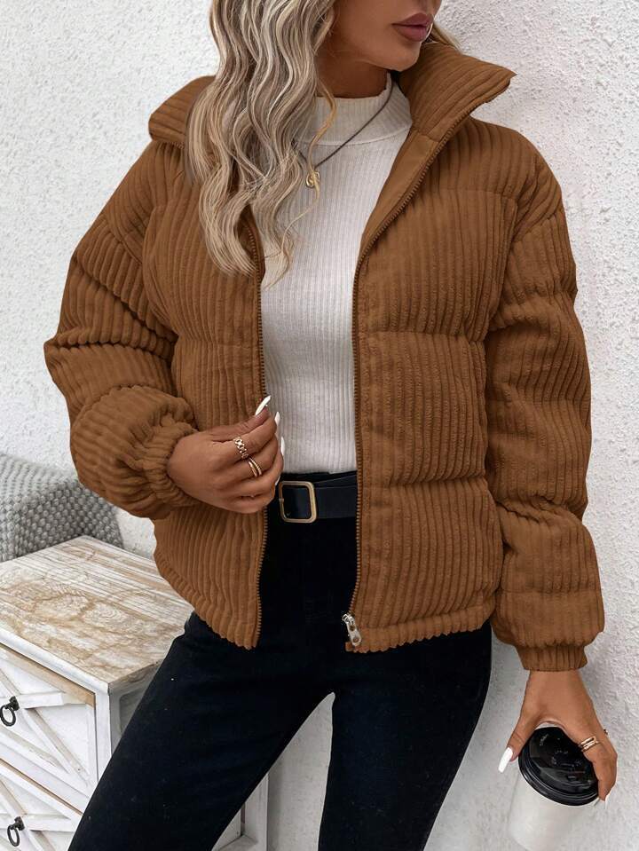 Chaqueta de pana corta de algodón y gruesa de talla grande para mujer