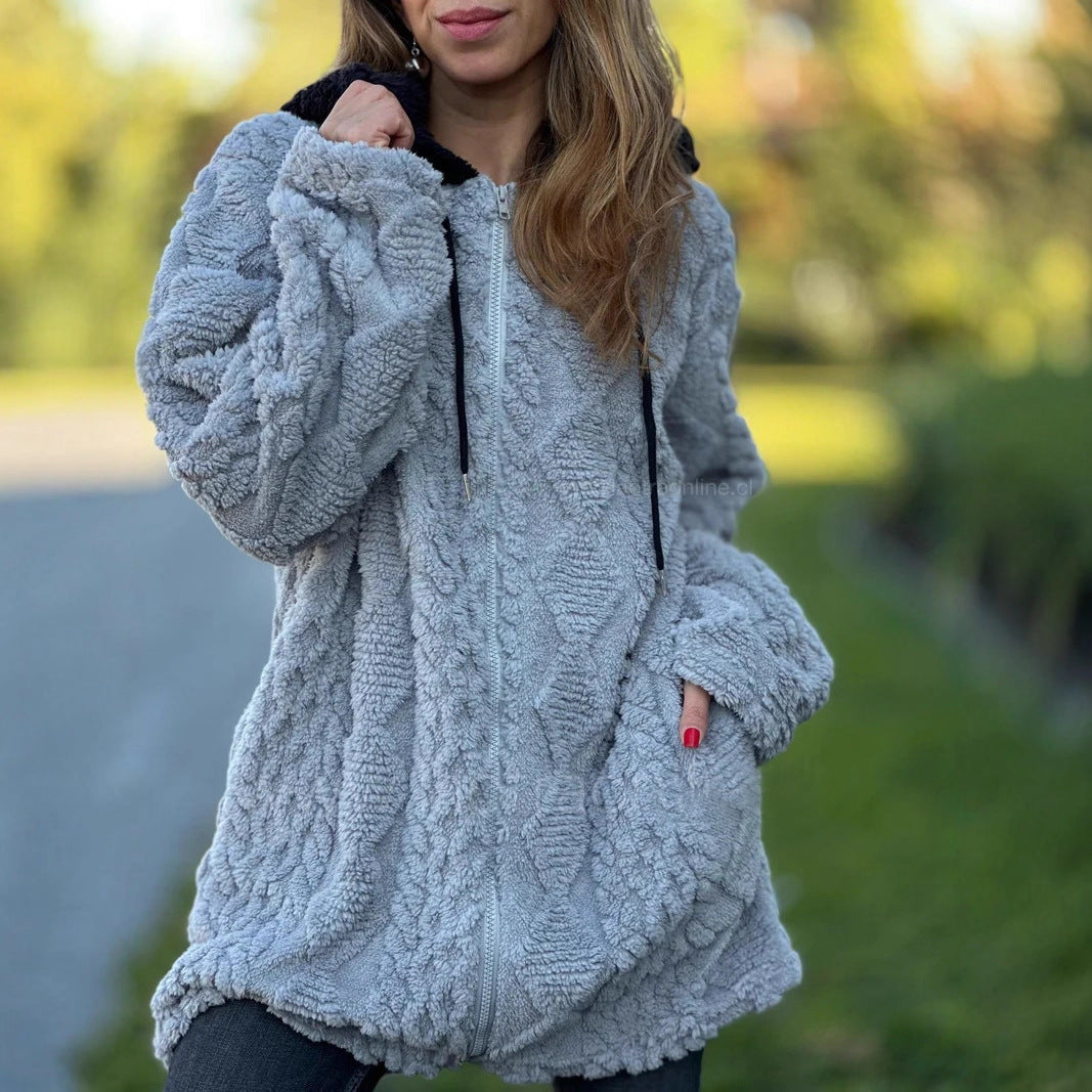 Abrigo de manga larga con capucha y cremallera de piel de color liso para mujer