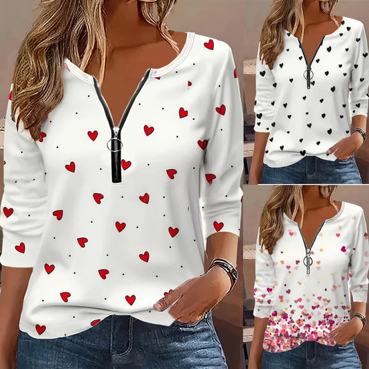 Camiseta con cuello redondo y cremallera con estampado digital Love