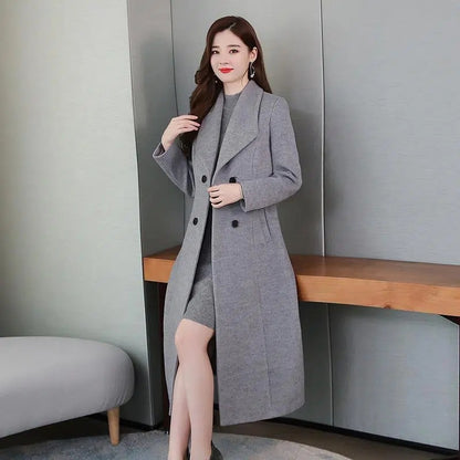 Chaqueta fina de lana con solapa para mujer